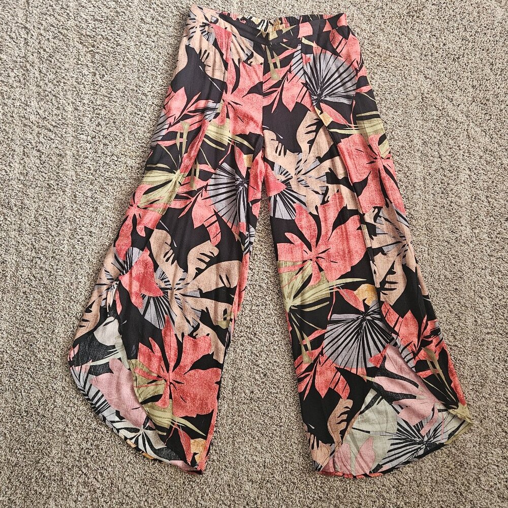 Raya Sun - Asymmetrical Slit Pants - Large - Black Coral Leaf Print